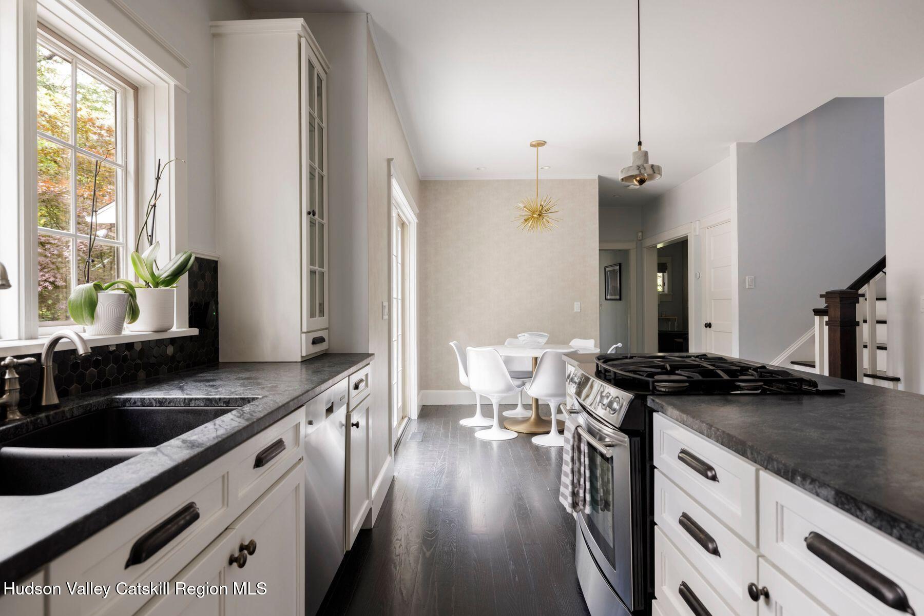 9 Estate Road Saugerties, NY 12477 - Photo 16 of 44 Kitchen1