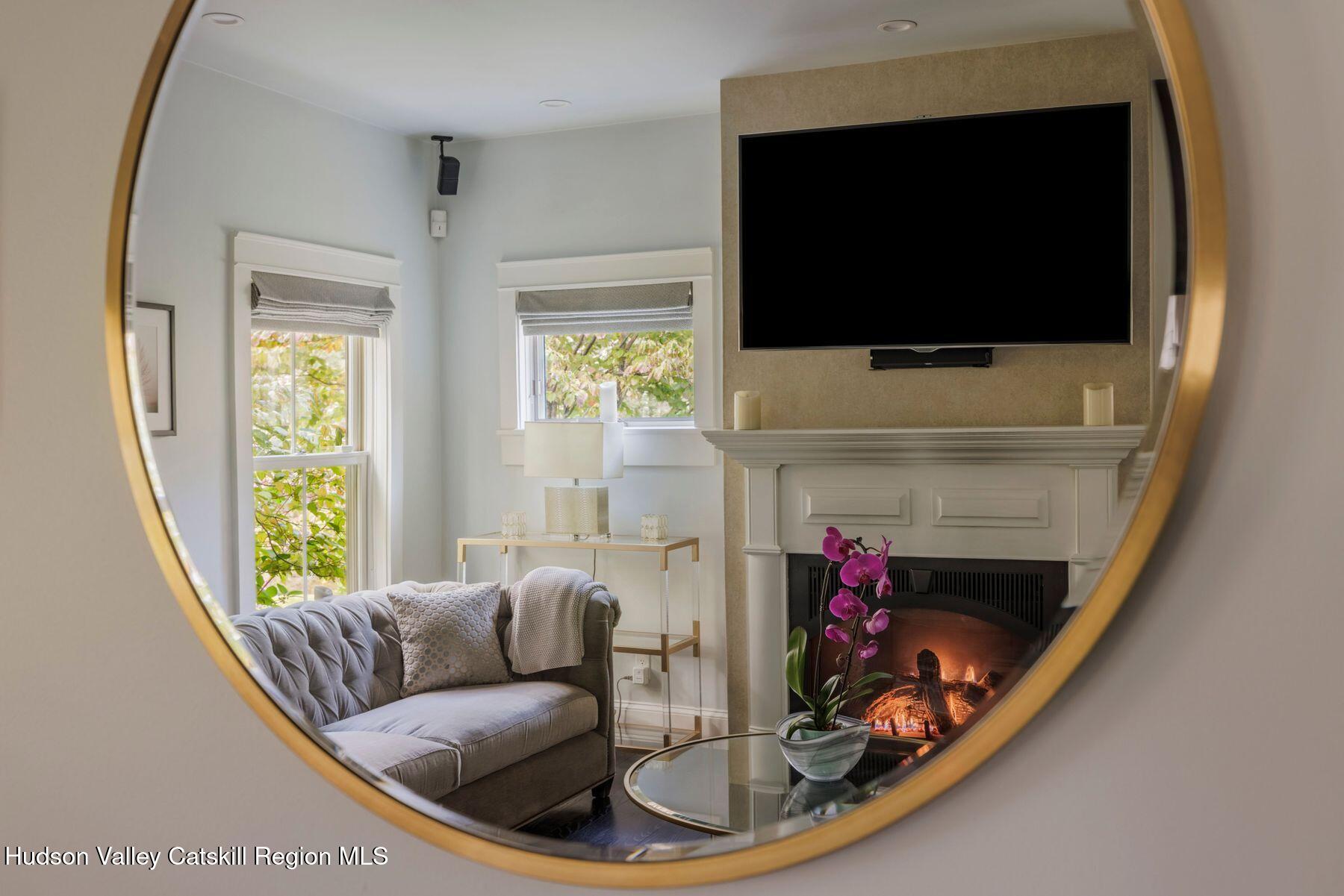 9 Estate Road Saugerties, NY 12477 - Photo 20 of 44 Familyroom3