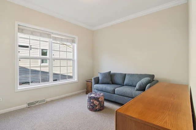 $327,000 | 328 Legacy Court, Grayslake, IL 60030