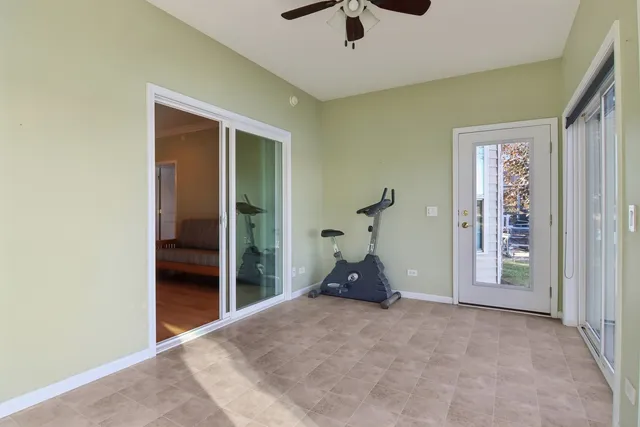 $327,000 | 328 Legacy Court, Grayslake, IL 60030