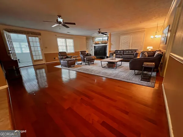 $650,000 | 24 North Brooks Road, LaGrange, GA 30240