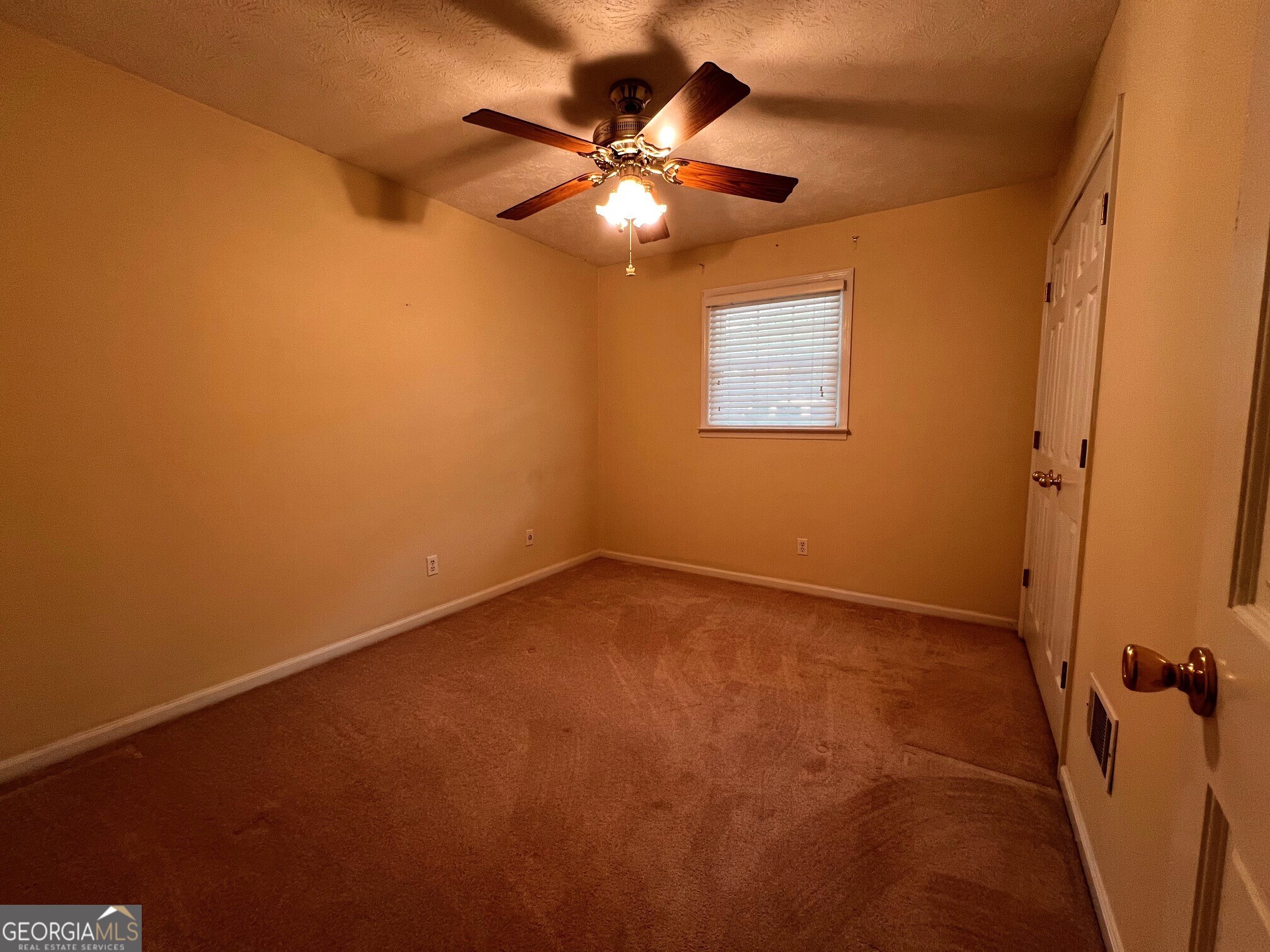 24 North Brooks Road LaGrange, GA 30240 - Photo 37 of 44 an empty room