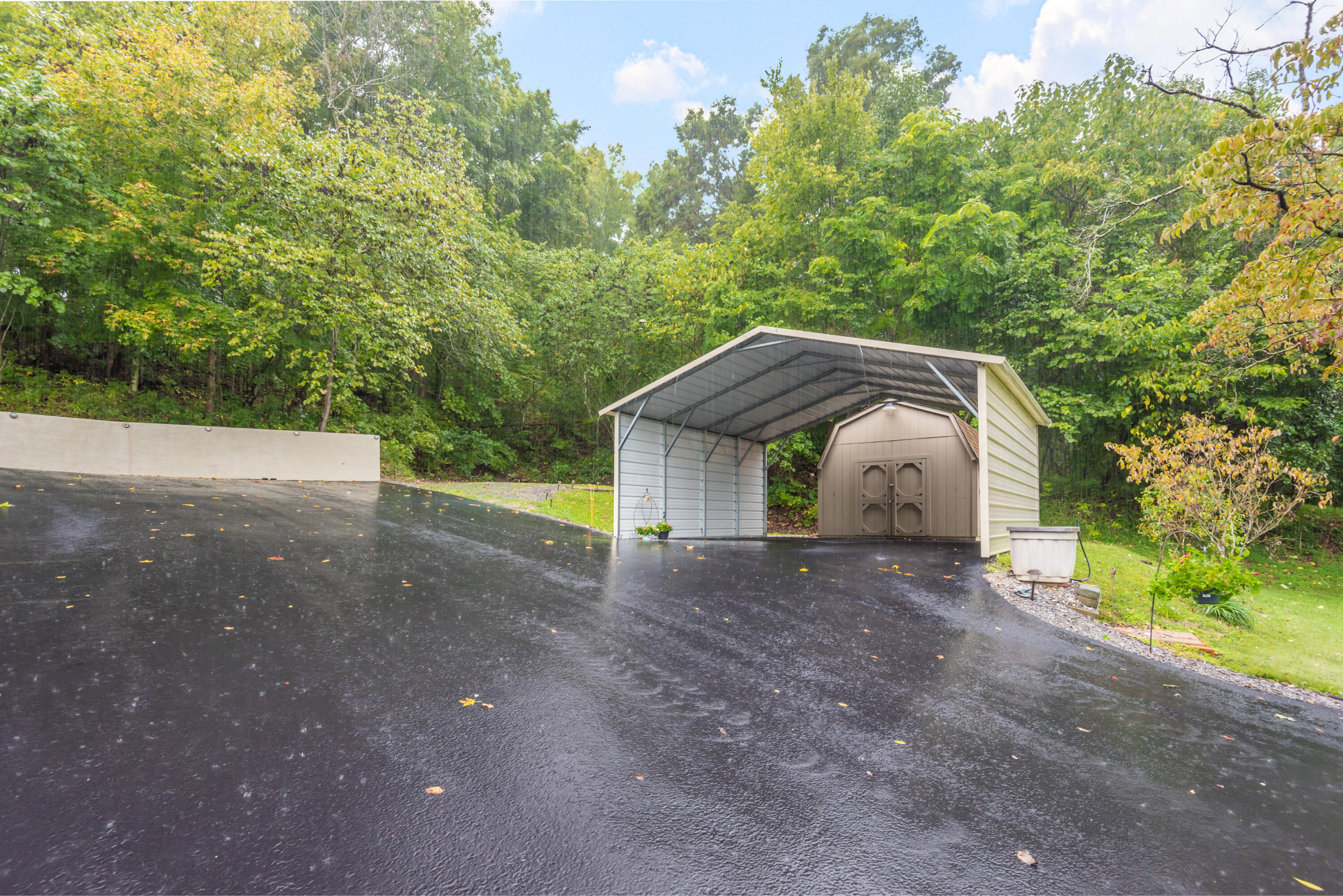 1967 Pilgrim Road Dandridge, TN 37725 - Photo 36 of 40 1967PilgrimRoad-35