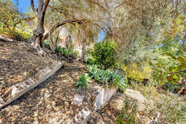 $1,050,000 | 579 Crane Boulevard, Los Angeles, CA 90065