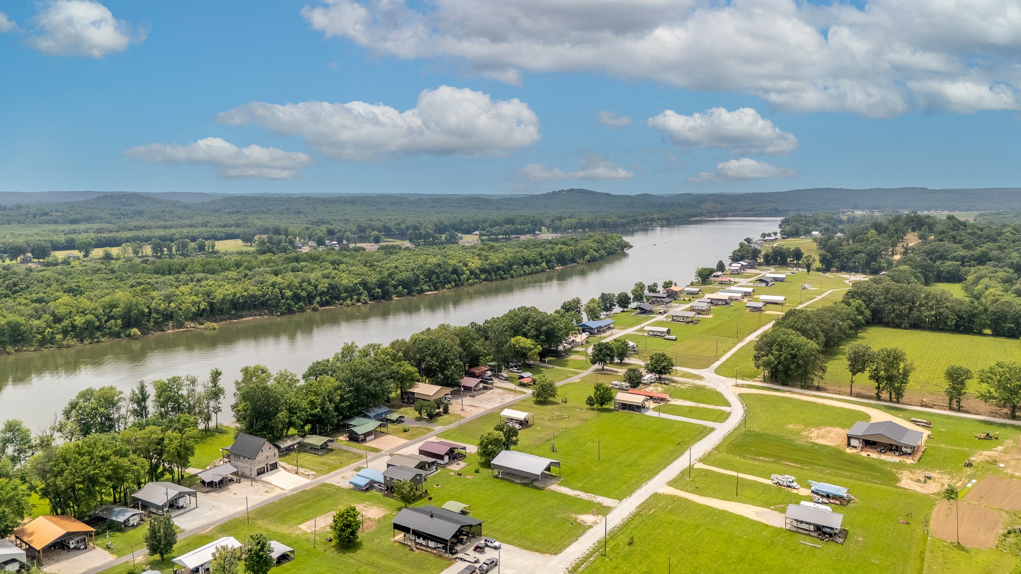 1038 WC PICKETT Road Clifton, TN 38425 - Photo 13 of 22 a view of a tennis court