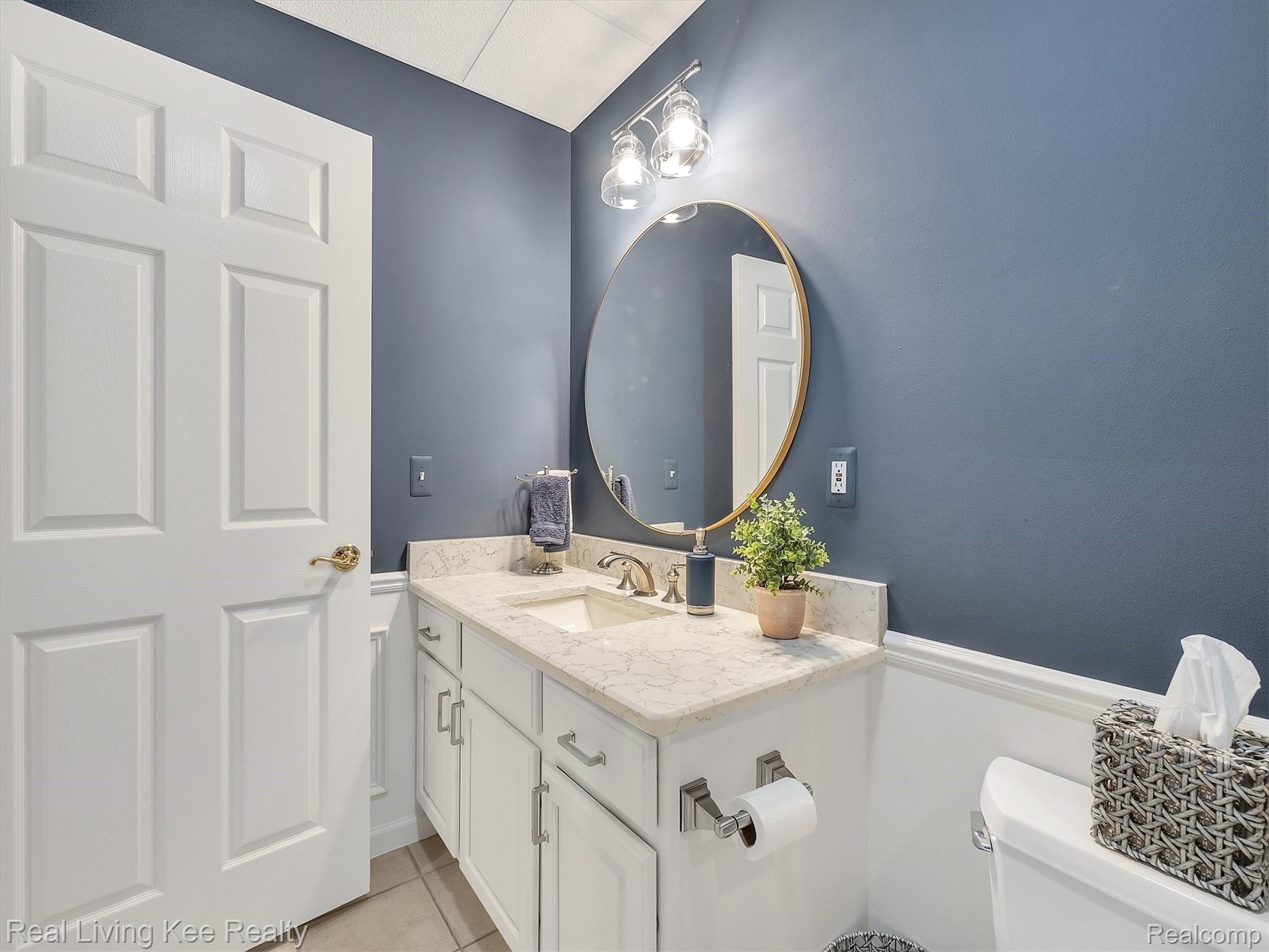 3909 White Tail Drive Rochester, MI 48306 - Photo 57 of 80 57--windowstill-realestate-photography-57.jpg