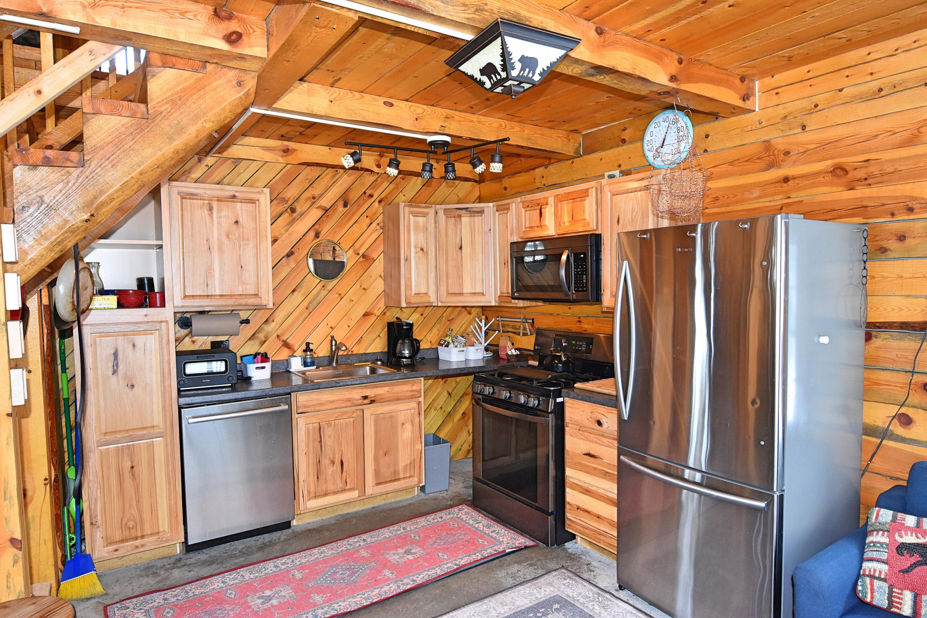 8222 Newcomb Road Long Lake, NY 12847 - Photo 4 of 20 Gallery Image 4