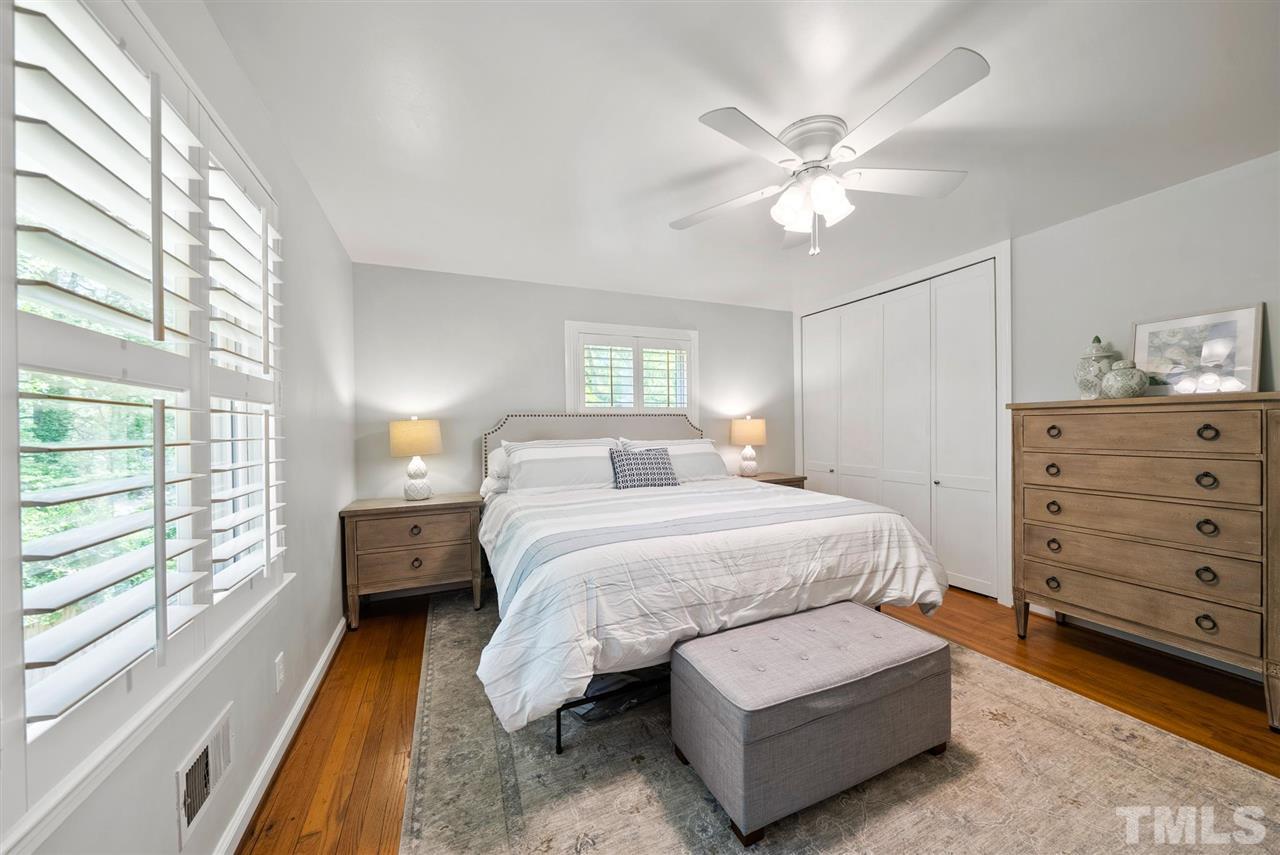 4304 Boxwood Road Raleigh, NC 27612 - Photo 12 of 19
