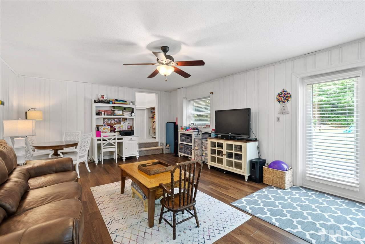 4304 Boxwood Road Raleigh, NC 27612 - Photo 15 of 19
