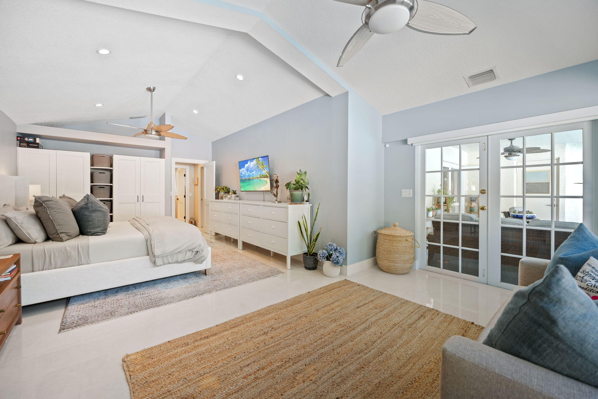 22612 Middletown Drive Boca Raton, FL 33428 - Photo 17 of 46 20-web-or-mls-22612-middletown-dr