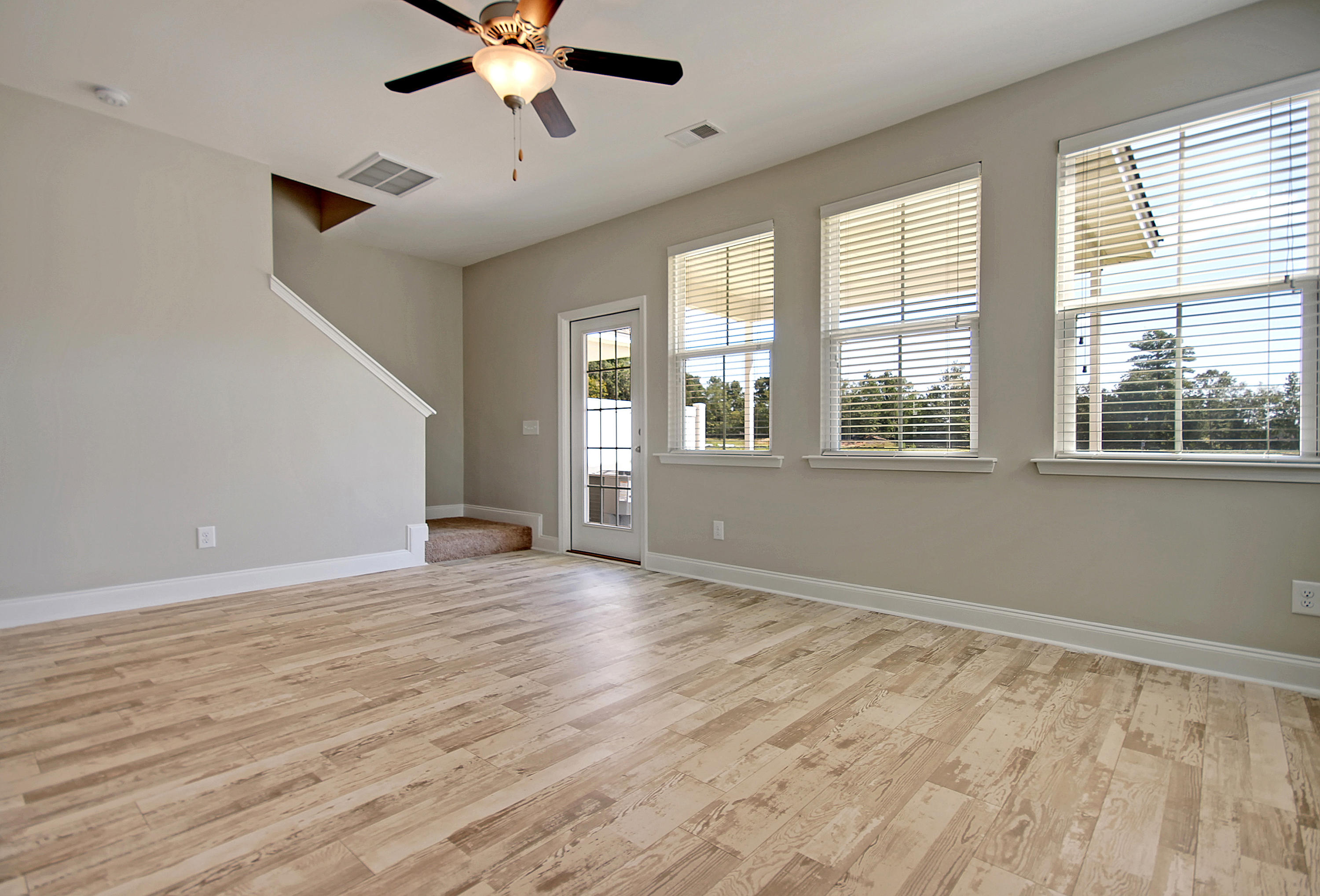 7805 Montview Road North Charleston, SC 29418 - Photo 3 of 6 03 Living Room