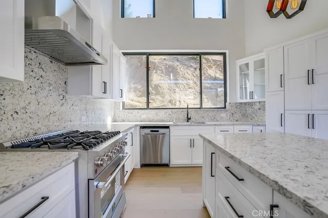 $1,395,000 | 8366 Hillcroft Drive, West Hills, CA 91304