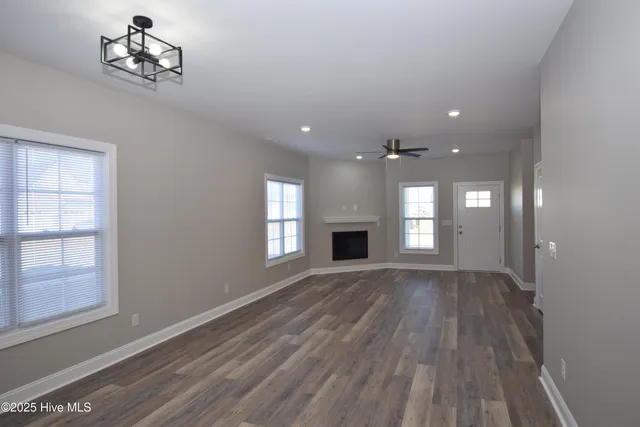 $1,800 | 849 Sarah Rebecca Drive, Unit B, Greenville, NC 27834