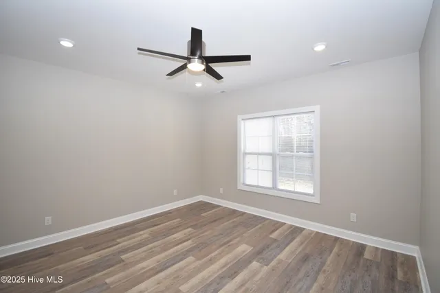 $1,800 | 849 Sarah Rebecca Drive, Unit B, Greenville, NC 27834