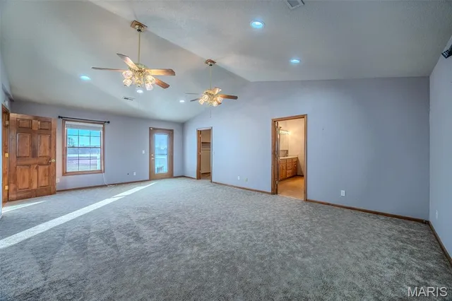 $575,000 | 23598 Falcon Road, Lebanon, MO 65536