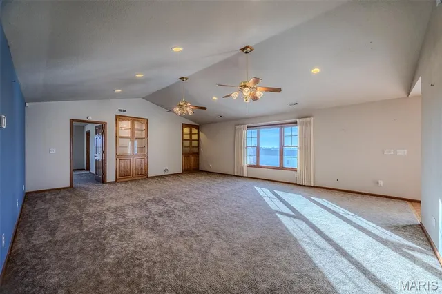 $575,000 | 23598 Falcon Road, Lebanon, MO 65536