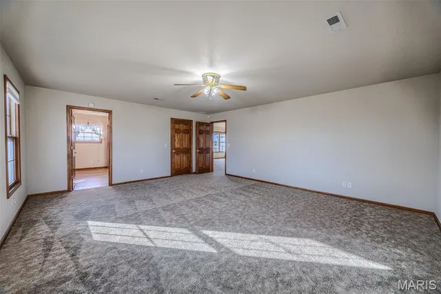 $575,000 | 23598 Falcon Road, Lebanon, MO 65536