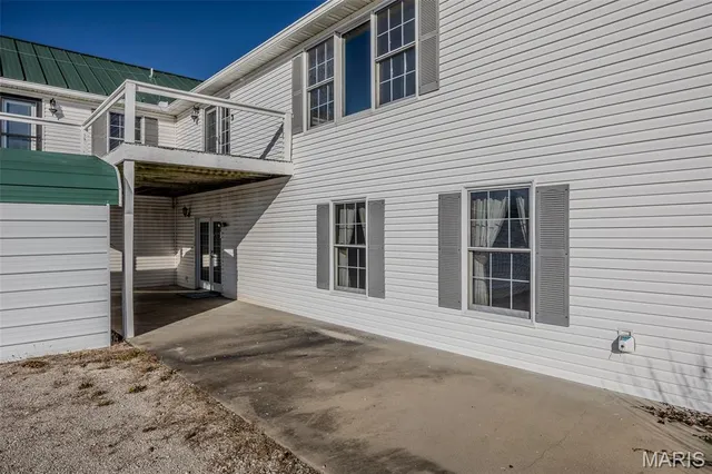 $575,000 | 23598 Falcon Road, Lebanon, MO 65536