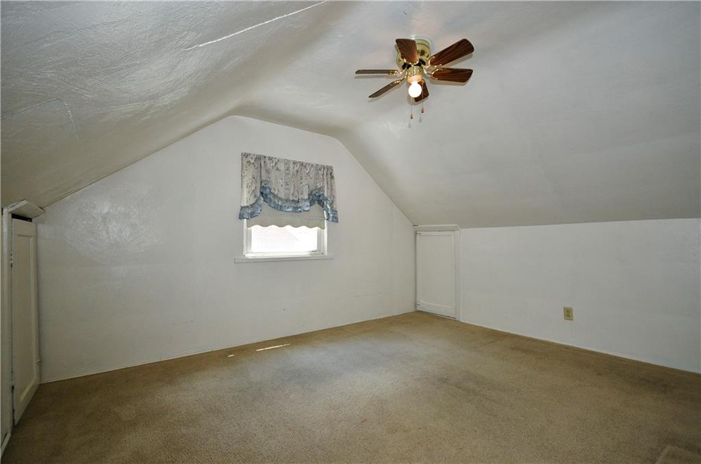 1191 Mifflin Road Pittsburgh, PA 15207 - Photo 21 of 28 Bedroom 2
