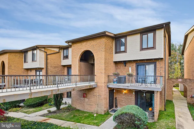 $200,000 | 5034 West Brigantine Court, Unit 5034, Wilmington, DE 19808