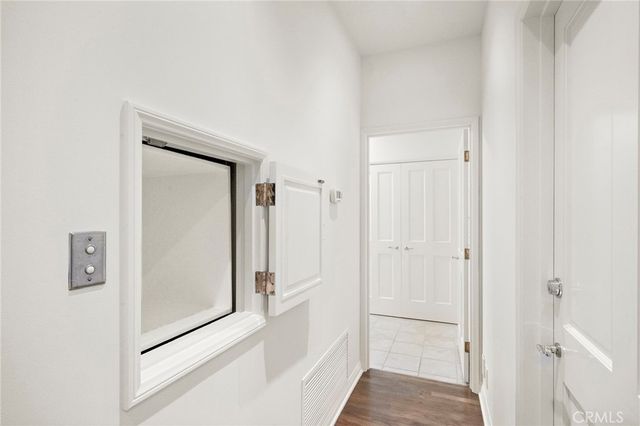 $5,450,000 | 520 Kings Road, Newport Beach, CA 92663