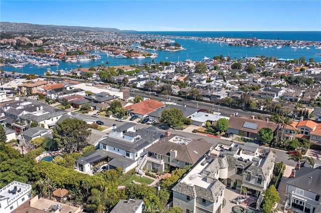 $5,450,000 | 520 Kings Road, Newport Beach, CA 92663