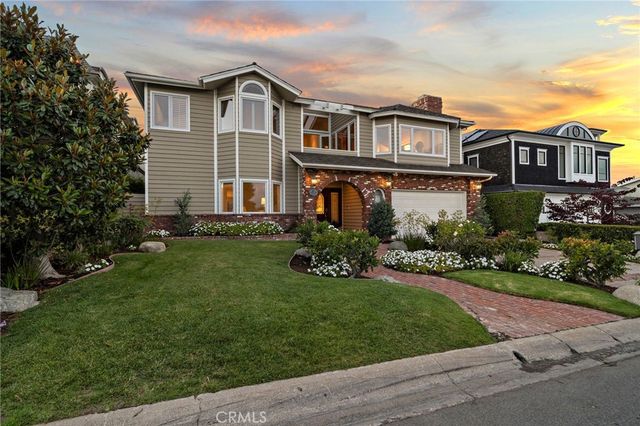 $5,450,000 | 520 Kings Road, Newport Beach, CA 92663