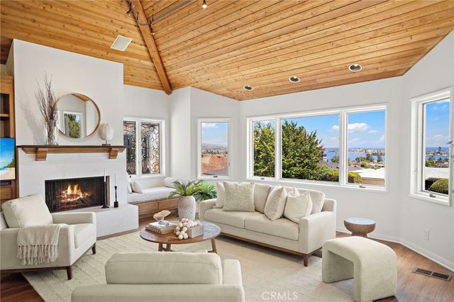 $5,450,000 | 520 Kings Road, Newport Beach, CA 92663