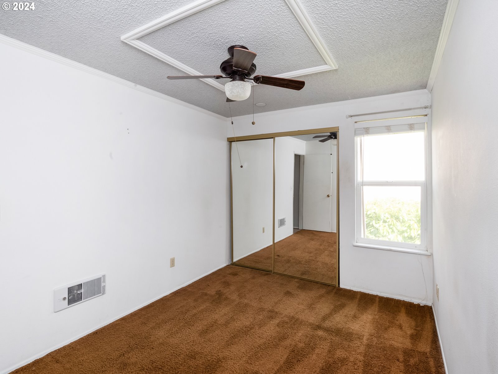 708 Southeast Rene Avenue Gresham, OR 97080 - Photo 26 of 36 Bedroom