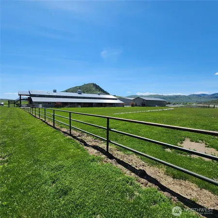 $2,100,000 | 2034 North Pine Creek Road, Tonasket, WA 98855