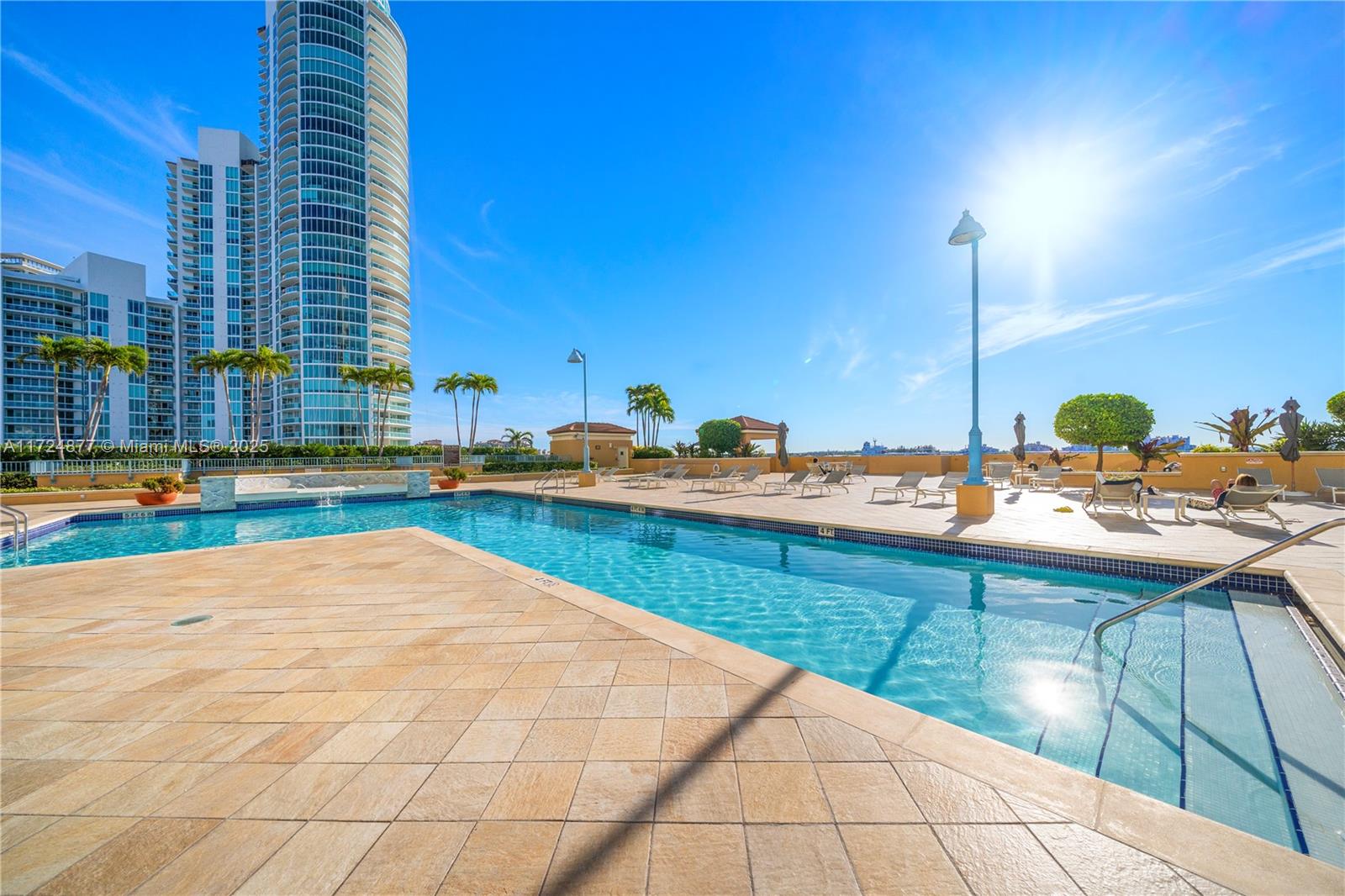 90 Alton Road, Unit 3010 Miami Beach, FL 33139 - Photo 28 of 41