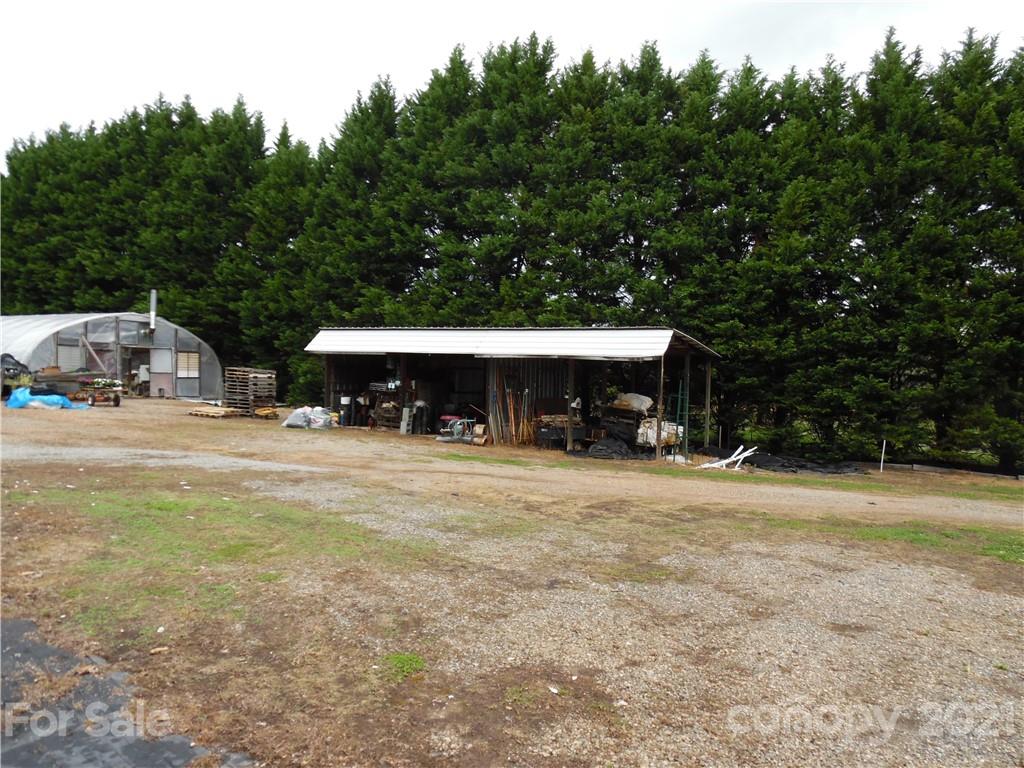 4462 County Home Road Conover, NC 28613 - Photo 3 of 14 Gallery Image 3