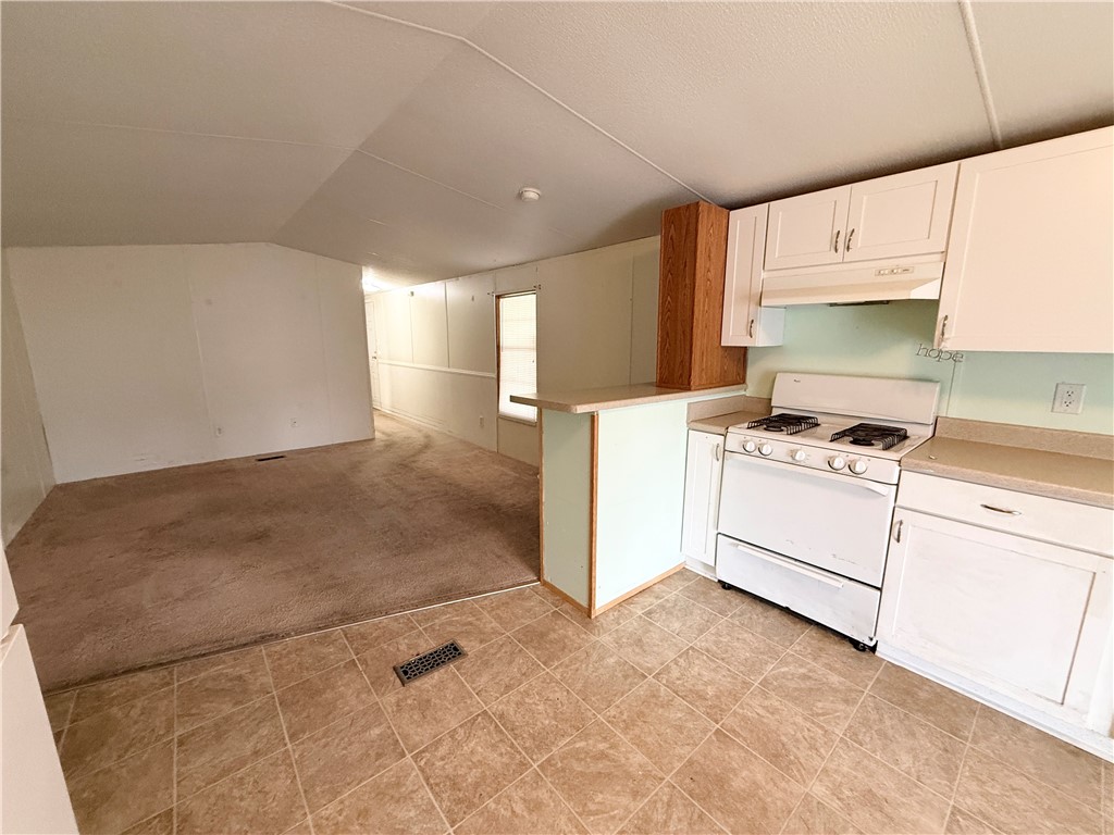 1021 Waterloo Geneva Road Waterloo, NY 13165 - Photo 9 of 25