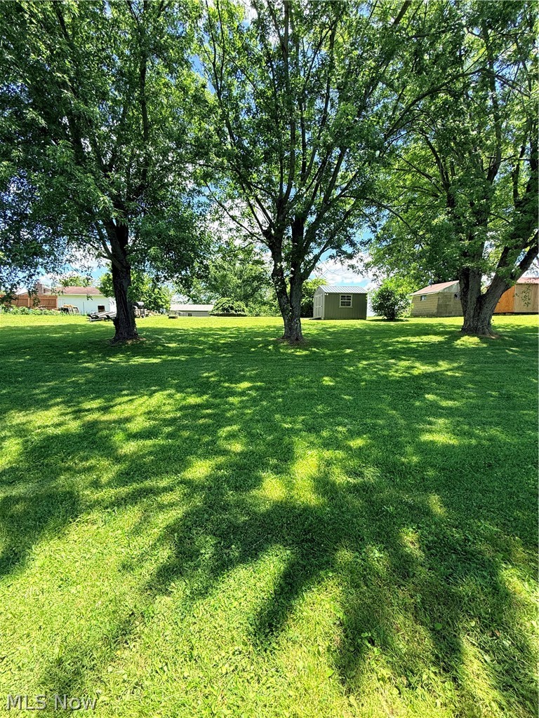 314 Bantam Ridge Road Steubenville, OH 43953 - Photo 2 of 33