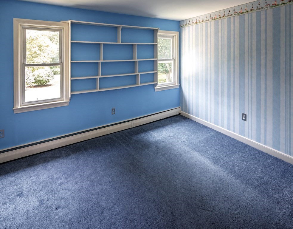 182 Wayside Inn Road Sudbury, MA 01776 - Photo 25 of 42 an empty room with a window