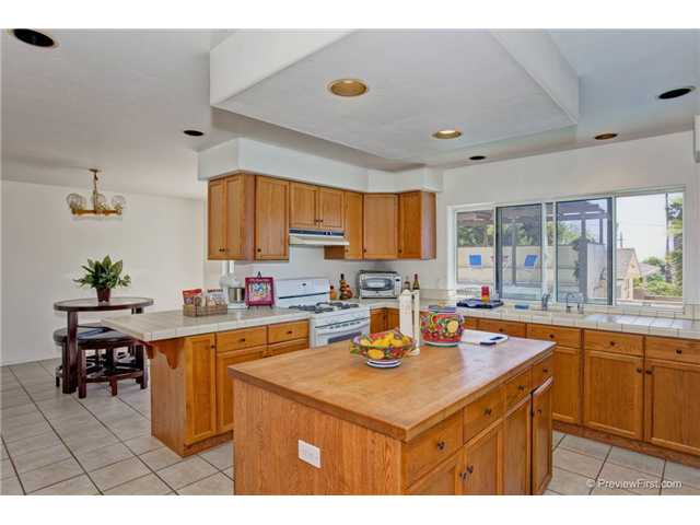 1784 Laurel Road Oceanside, CA 92054 - Photo 11 of 25