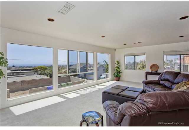 1784 Laurel Road Oceanside, CA 92054 - Photo 4 of 25 Living Area with Views