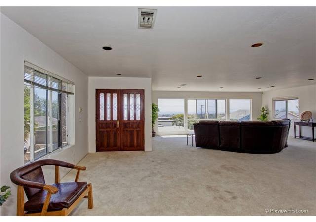 1784 Laurel Road Oceanside, CA 92054 - Photo 5 of 25