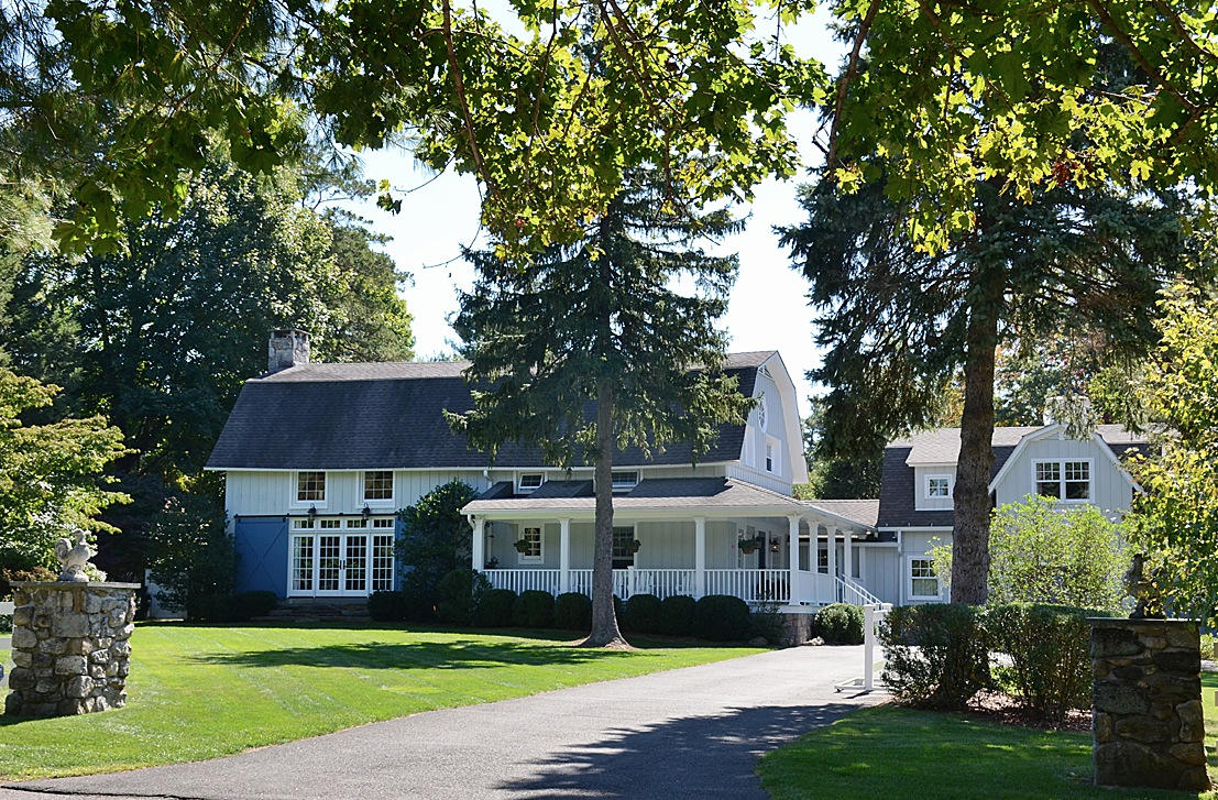 32 Old Studio Road New Canaan, CT 06840 - Photo 1 of 25 Front View