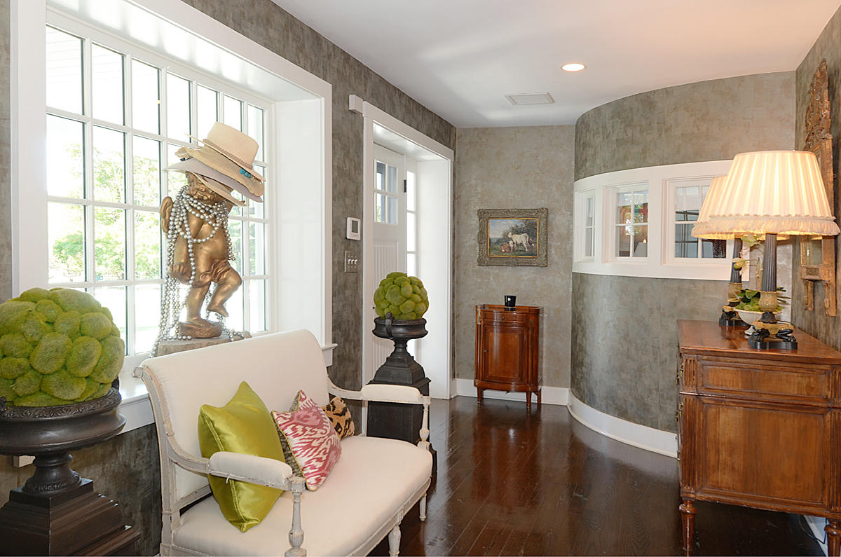 32 Old Studio Road New Canaan, CT 06840 - Photo 4 of 25 DSC_0580a