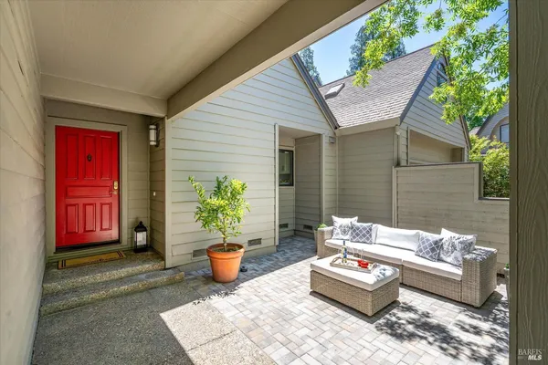 $850,000 | 1377 St James Drive, St. Helena, CA 94574
