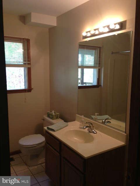 2016 Stone Road Westminster, MD 21158 - Photo 8 of 25 Bath