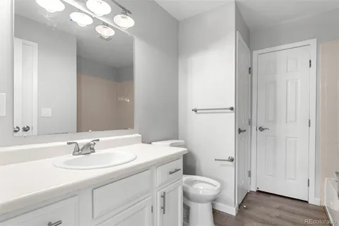 $380,000 | 3841 East 121st Avenue, Thornton, CO 80241