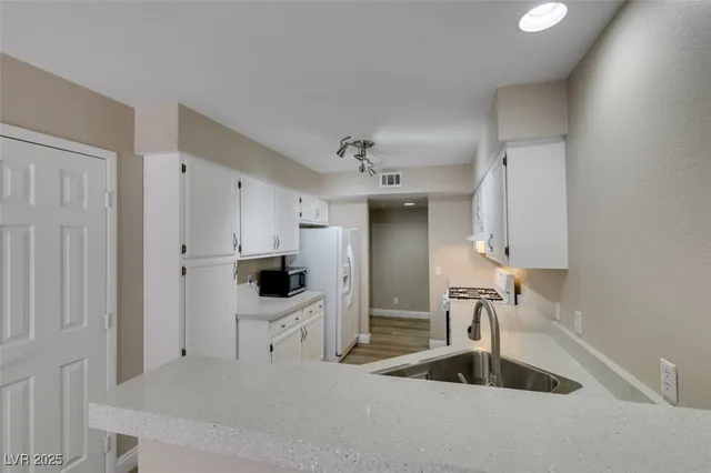 $1,750 | 2840 Cool Water Drive, Henderson, NV 89074