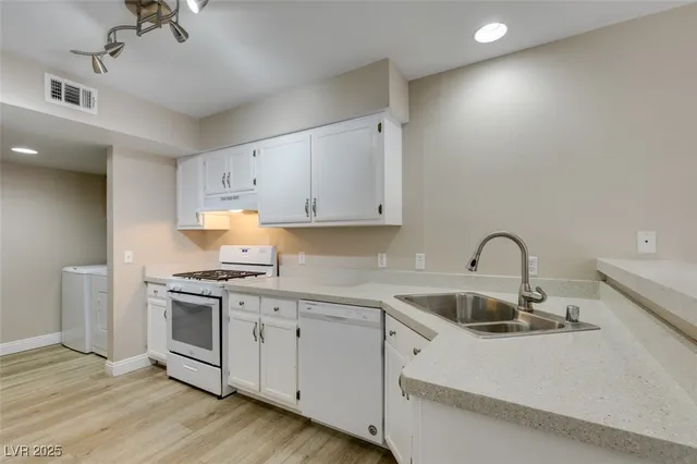 $1,750 | 2840 Cool Water Drive, Henderson, NV 89074