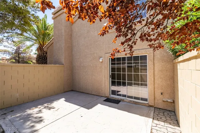 $1,750 | 2840 Cool Water Drive, Henderson, NV 89074