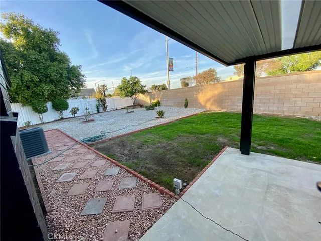 $3,400 | 4095 Penrod Drive, Riverside, CA 92505