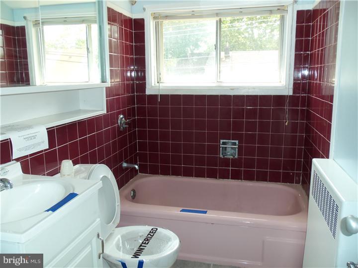 19 Crystal Road Levittown, PA 19057 - Photo 9 of 9 Bathroom