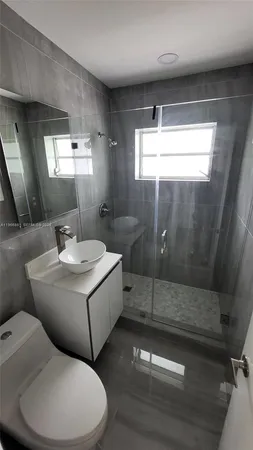 $2,050 | 821 Northeast 6th Street, Unit 1, Hallandale Beach, FL 33009