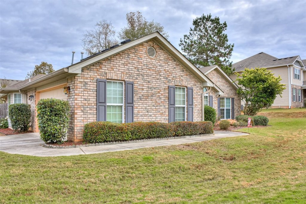501 Whitby Street Grovetown, GA 30813 - Photo 3 of 40